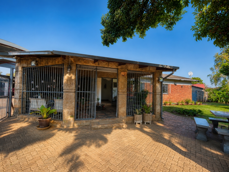 3 Bedroom Property for Sale in Mooinooi North West